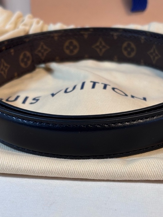 Beautiful Louis Vuitton Reversible Black Belt main image 6